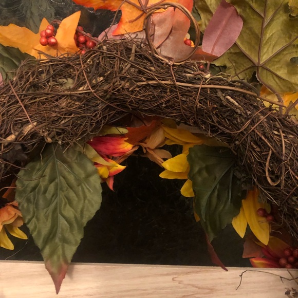 Skulls Sun Flowers Autumn Fall Halloween Wreath - Picture 8 of 8